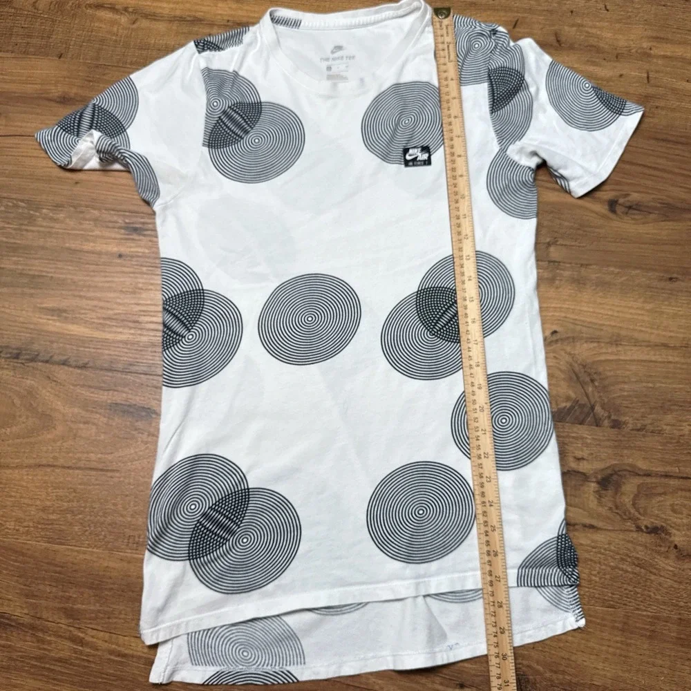 The‎ Nike Tee Women's Small White Air Force 1 AF1 Black Circles Swoosh T Shirt